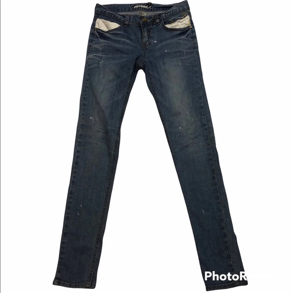 NWOT- Glamorous Jeans Sz Small 
 Hyaline apparel 
GlamoRous Danlm
